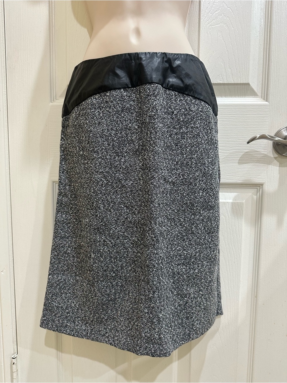 Charlotte Russe Black and Gray Tweed Midi Skirt